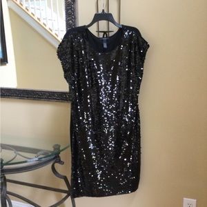 Macy's Alfani womens L Black sequin pullover dress